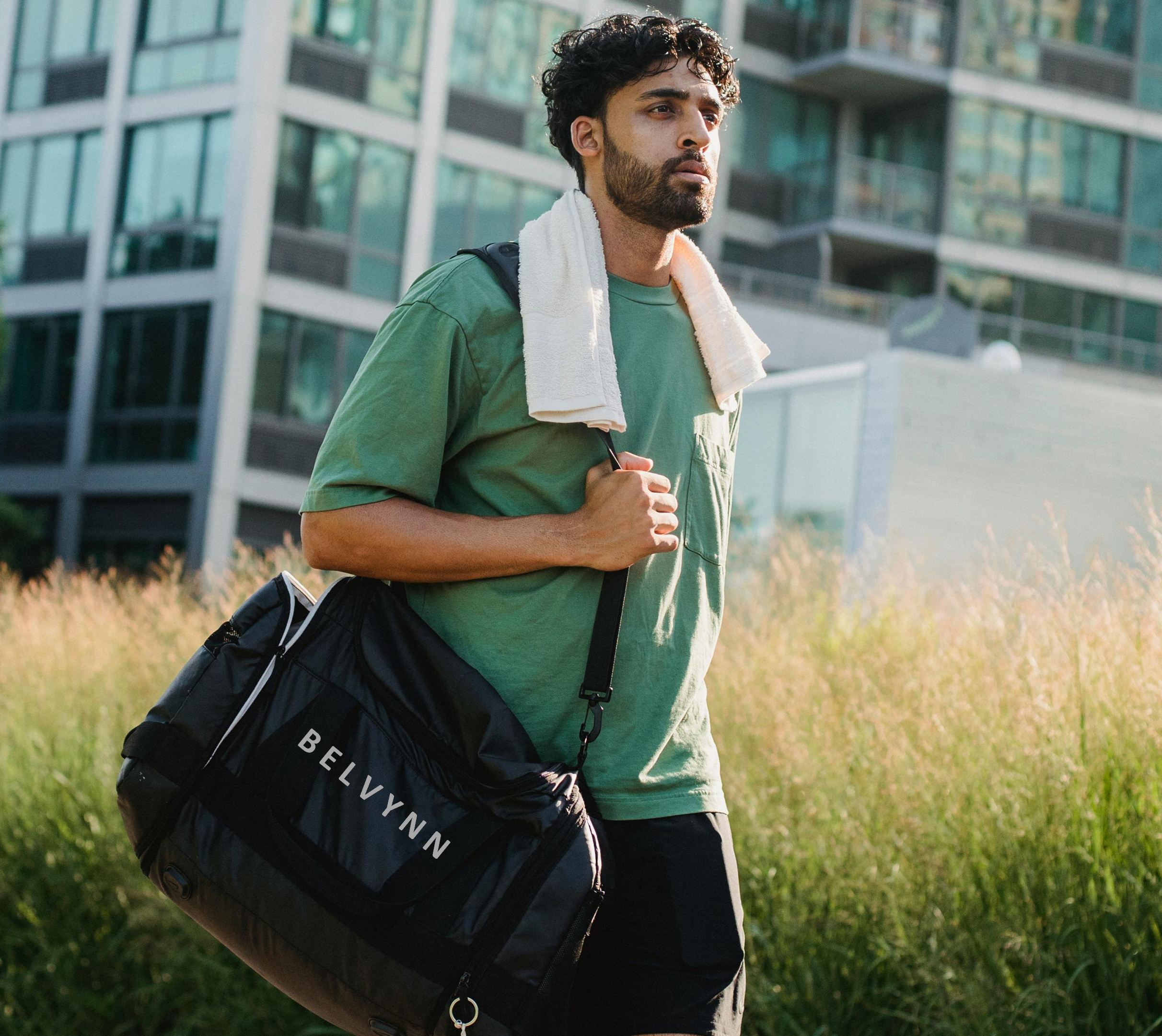 Travel_Bag_Mobile.png
